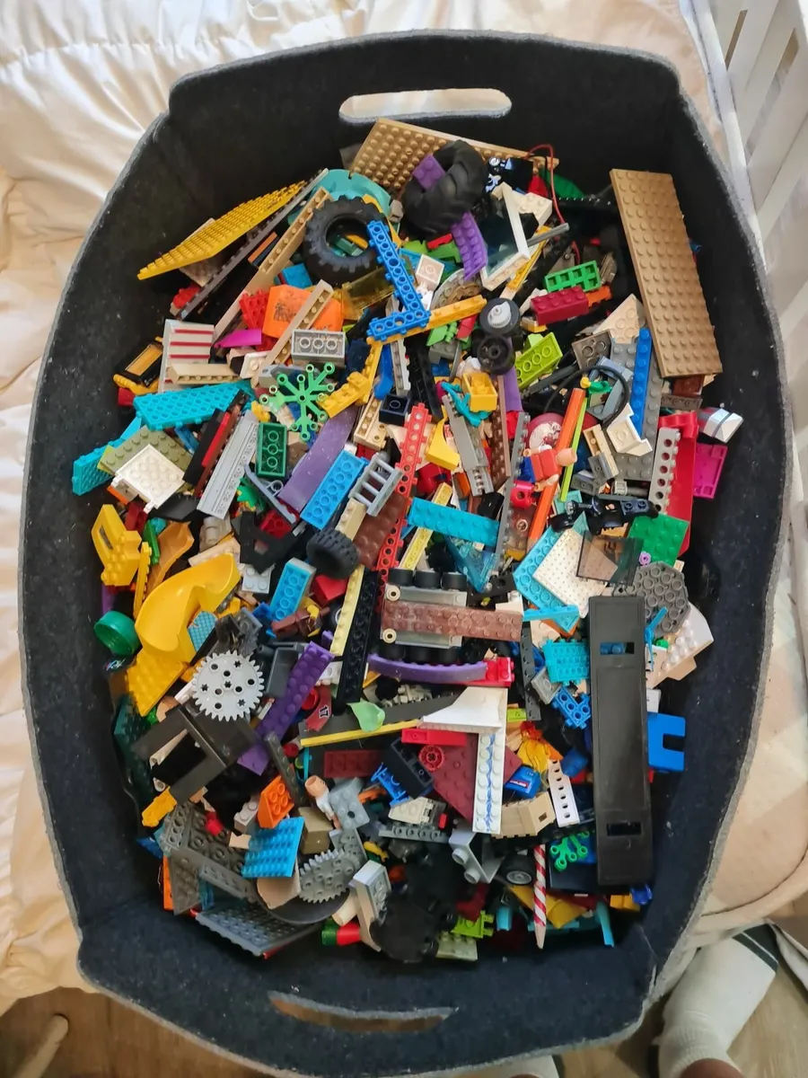 Lego bricks for sale in Co. Wicklow for €60 on DoneDeal