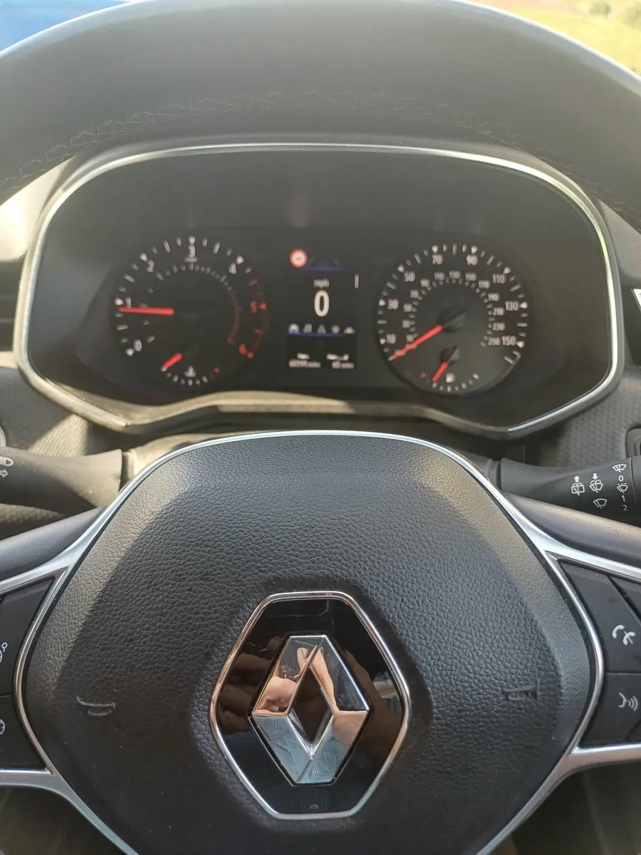 2020 Renault Clio 1.5 dci New model - Image 3