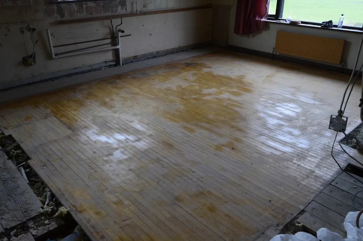 Kitchen floor for sale in Co. Galway for €150 on DoneDeal