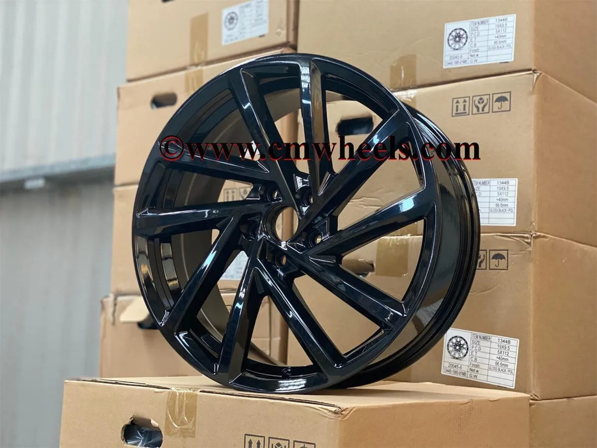 18 19 Inch Spielberg Alloys VW Golf A3 Leon Skoda - Image 4