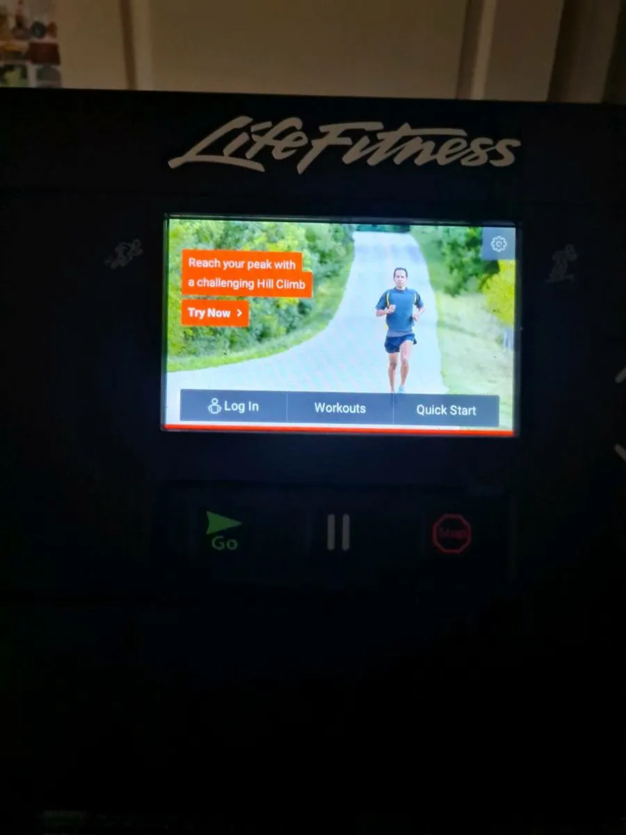 Life fitness coss trainer - Image 1