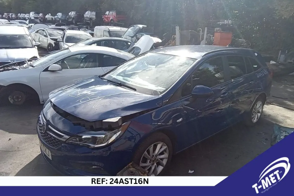 2018 VAUXHALL ASTRA BREAKING FOR PARTS - Image 2