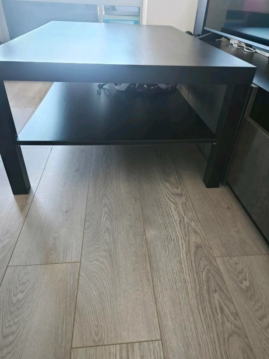 Living room table for sale in Co. Cork for €50 on DoneDeal