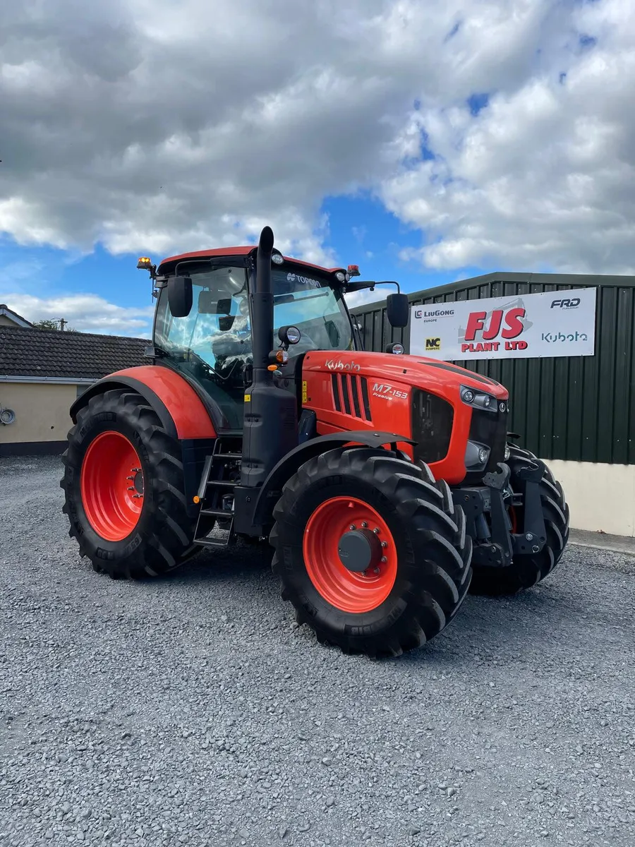 Kubota M7153 Premium Tractor - Image 2