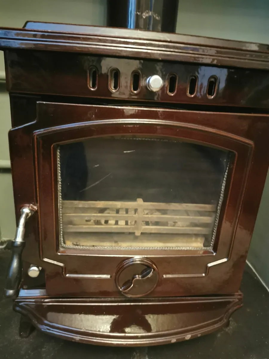 Mulberry Stove & Cast Iron Flue Pipe for sale in Co. Wexford for €450