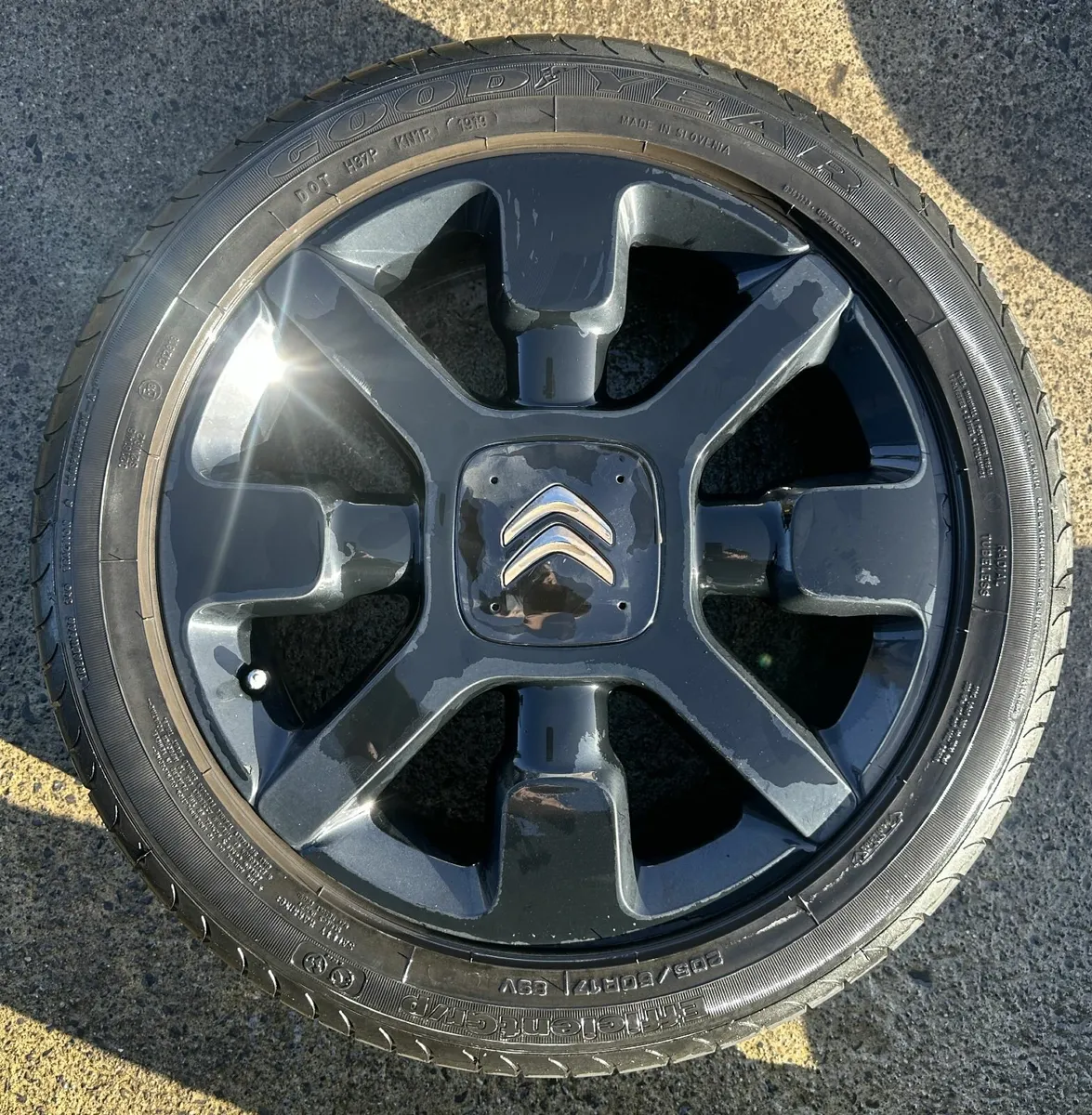 CITROEN 17" GENUINE ALLOY WHEELS - Image 2