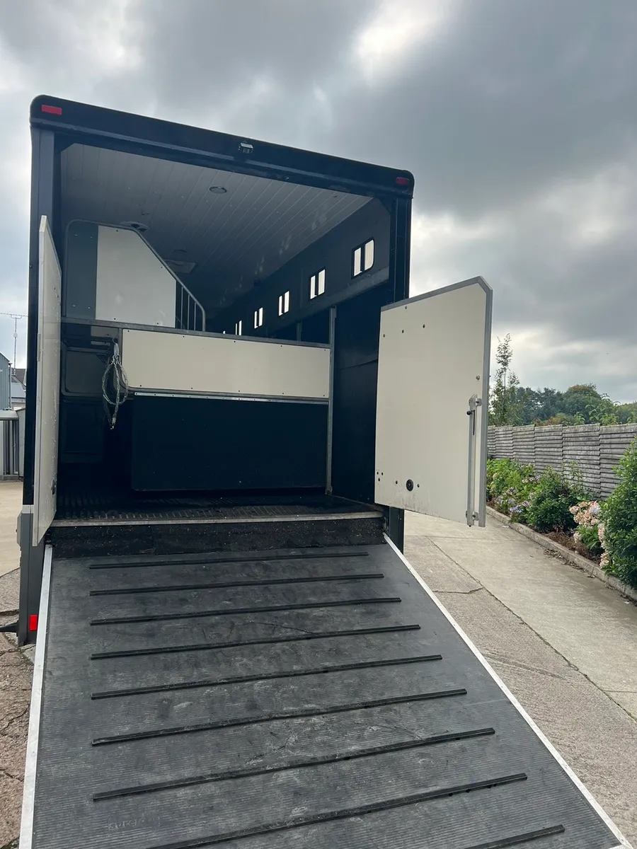 2012 7/8 horse, winch, tack room 05 Scania 310 for sale in Co. Tyrone