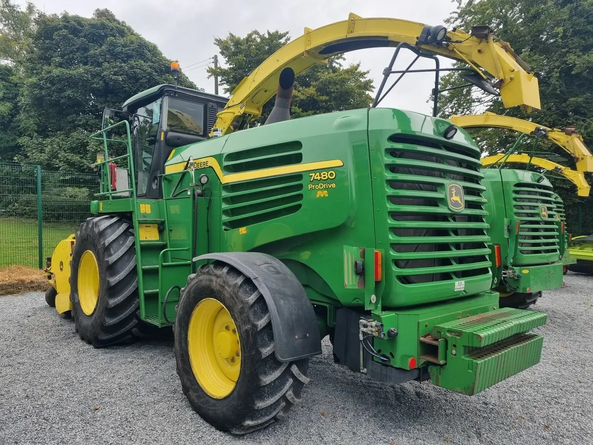 2015 John Deere 7480 - Image 2