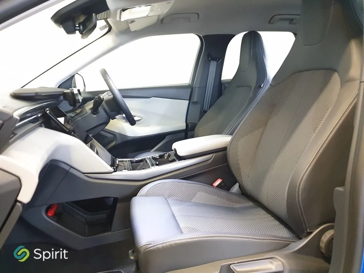 Ford Explorer 77kwh  select Extended Range  Call - Image 4