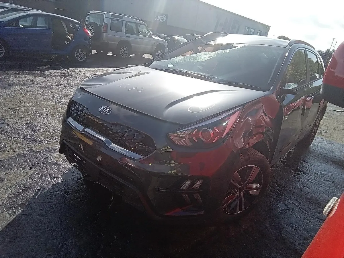 2021 KIA NIRO BREAKING FOR PARTS - Image 2