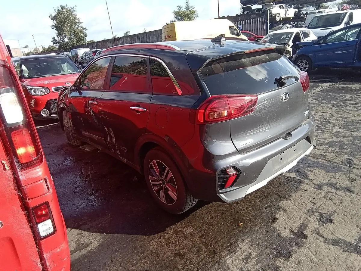 2021 KIA NIRO BREAKING FOR PARTS - Image 4