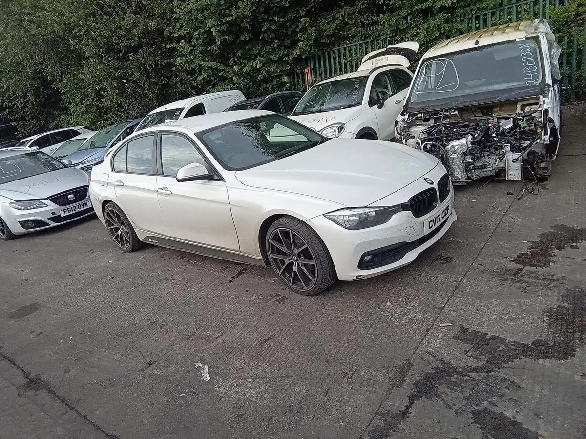 2017 BMW 3 SERIES - Image 2
