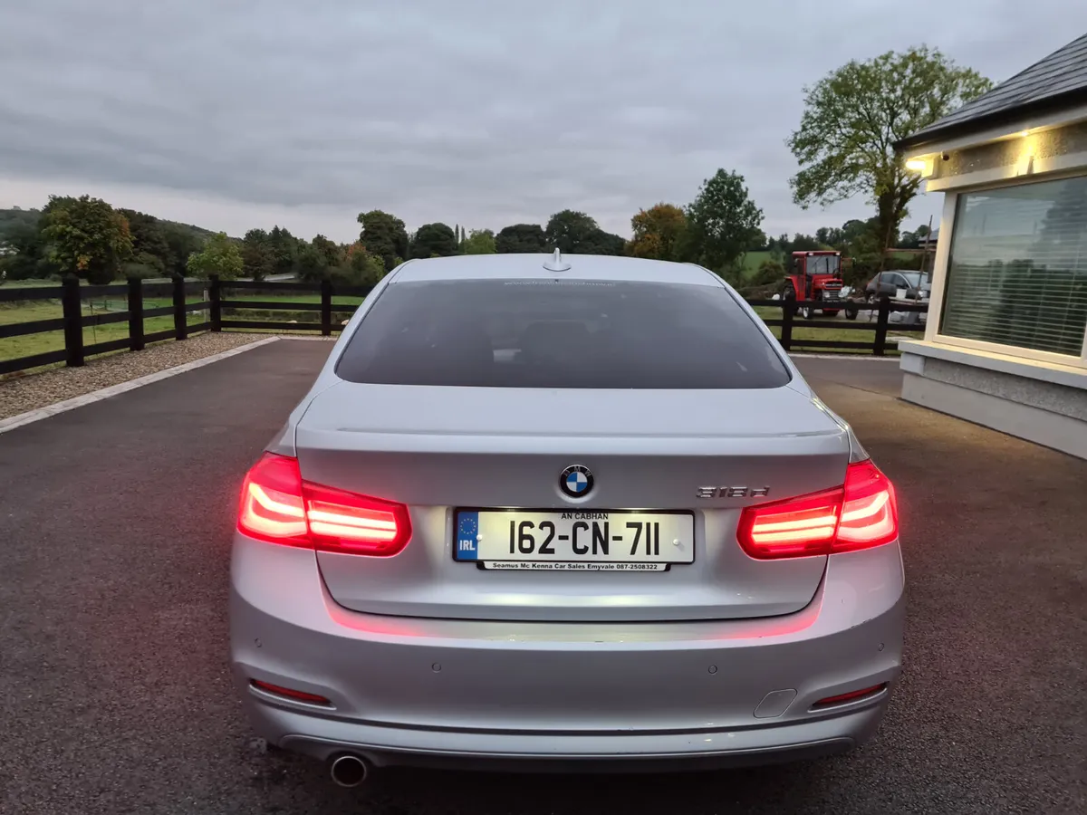 BMW 3-Series 2016 - Image 4