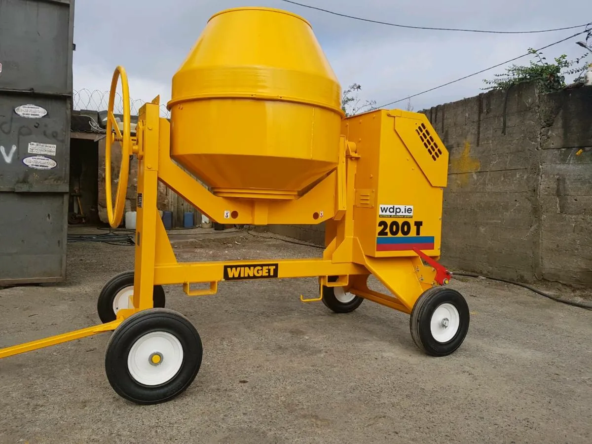 Cement mixer for sale in Co. Dublin for €5 on DoneDeal