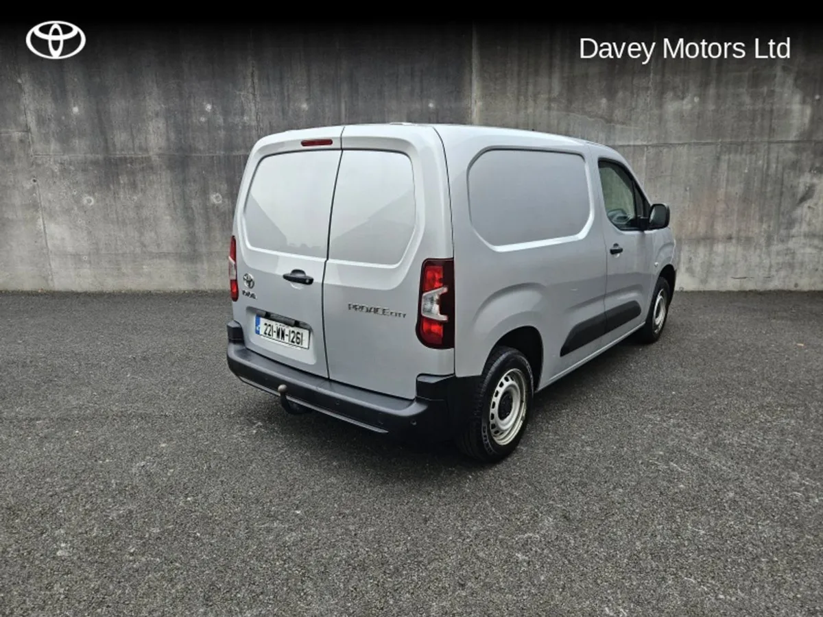 Toyota Proace PR City 1.5d GX SWB 650KG - Image 2