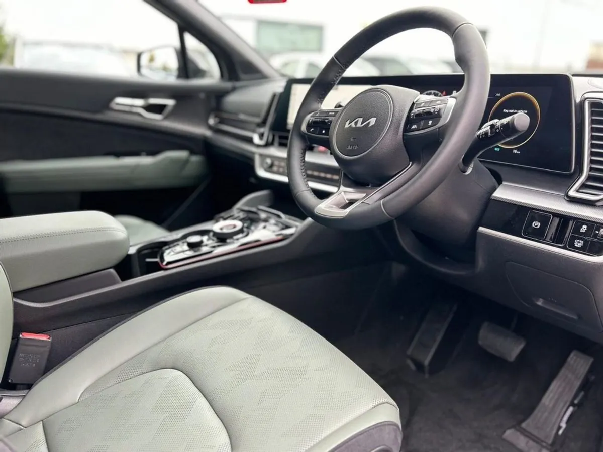 Kia Sportage 1.6 Hybrid (anniversary Edition) (0 - Image 2