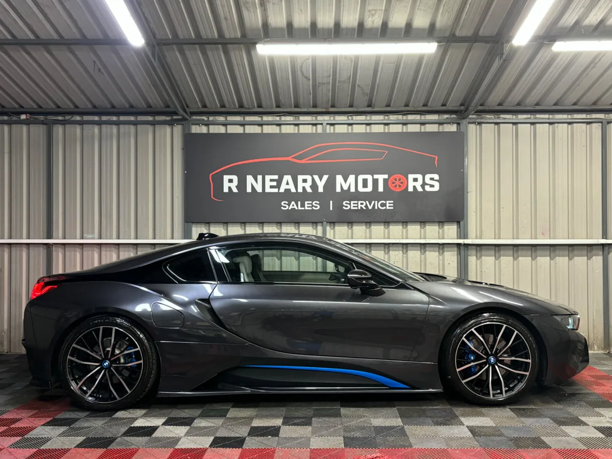 2018 181 BMW i8 Petrol/Hybrid Harmon Kardon - Image 4