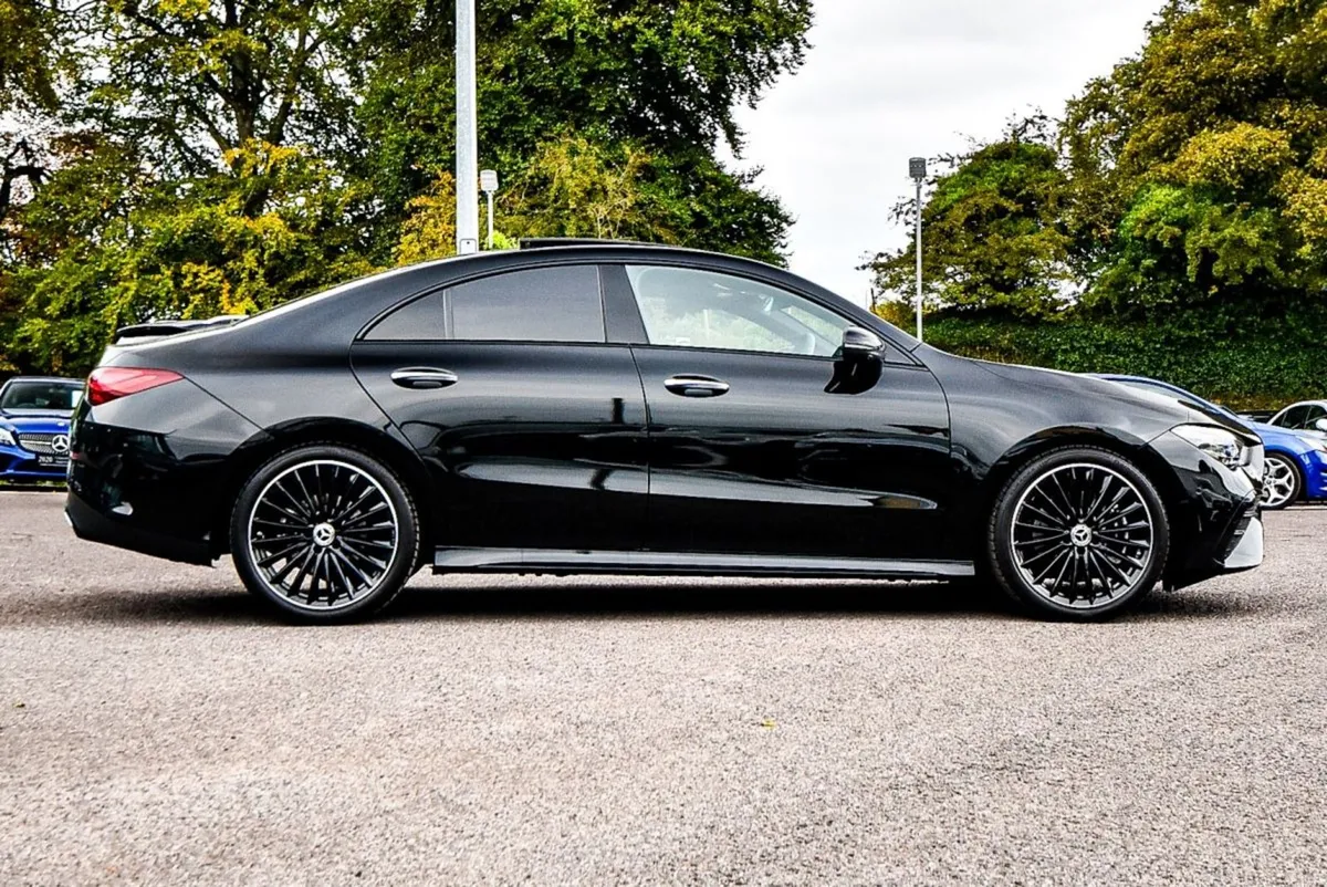 Mercedes-Benz CLA-Class 220d AMG Premium Plus 200 - Image 3