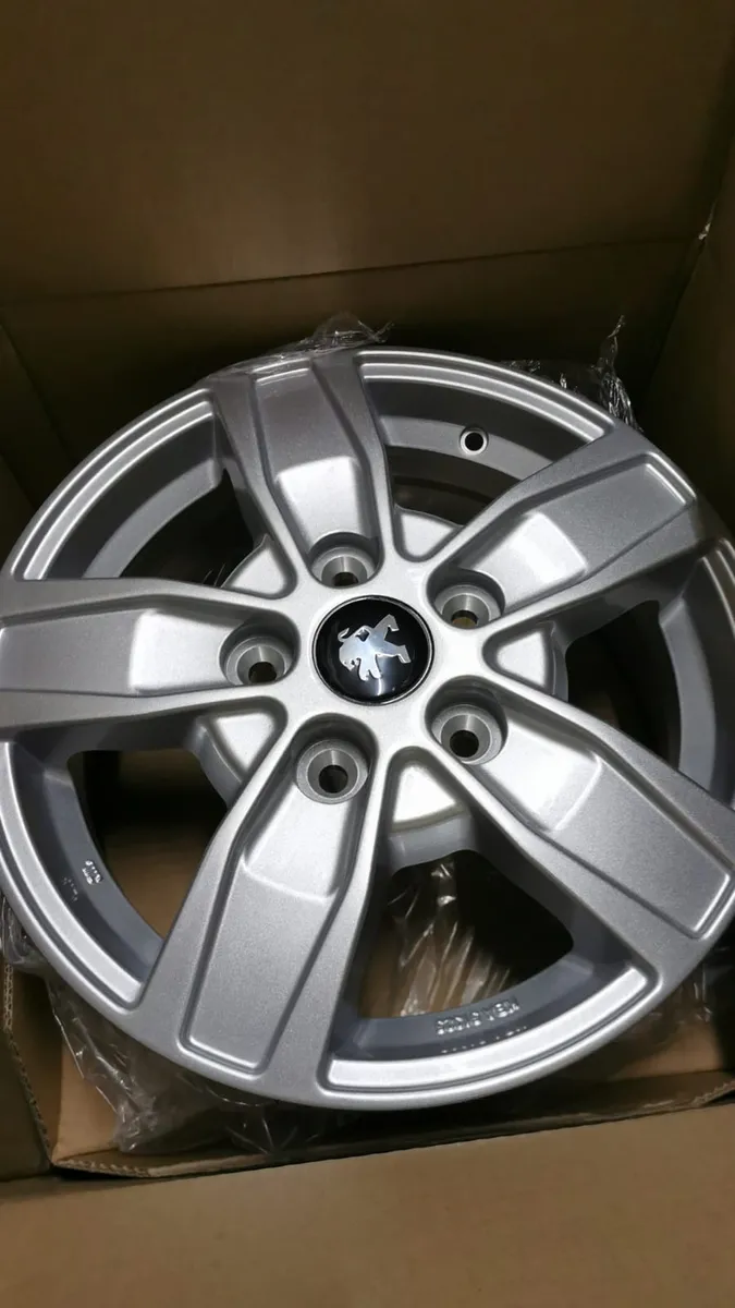 15" Fiat Ducato / Peugeot Boxer alloys