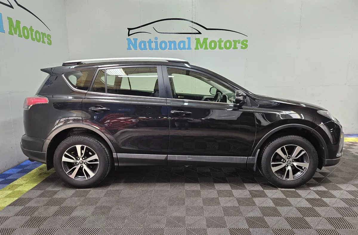 2016 Toyota RAV4 LUNA 2.0 D-4D 143hp 2WD - Image 3