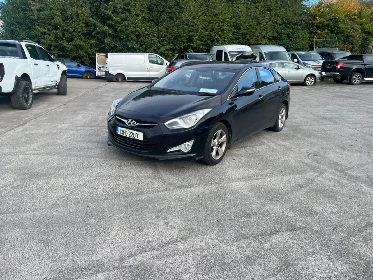 2013 Hyundai i40 1.7 CRDI Auto - Image 1