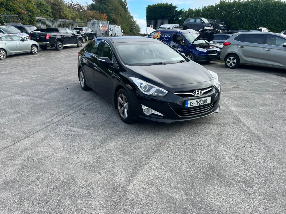 2013 Hyundai i40 1.7 CRDI Auto - Image 2