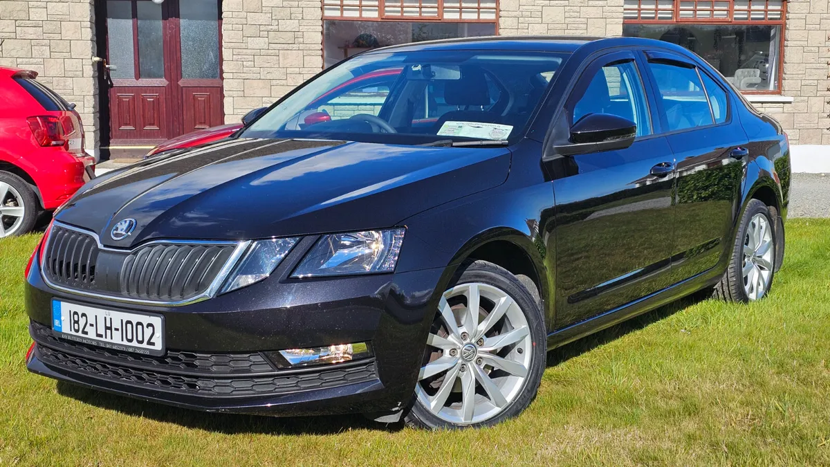 Skoda Octavia 182 1.0TSI DSG Automatic - Image 3