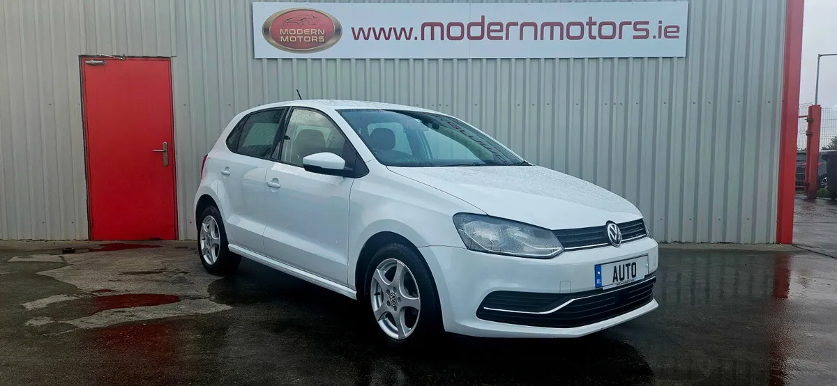 Volkswagen Polo auto 1.2 tsi dsg comfort low kms - Image 3