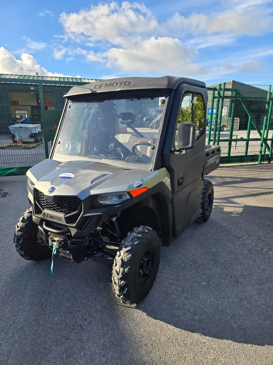 CFMOTO UFORCE 600 utv 2022 only 195 hrs - Image 3