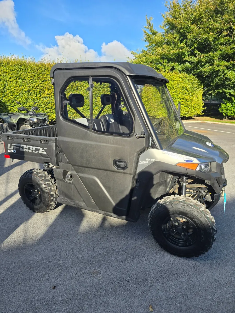 CFMOTO UFORCE 600 utv 2022 only 195 hrs - Image 2