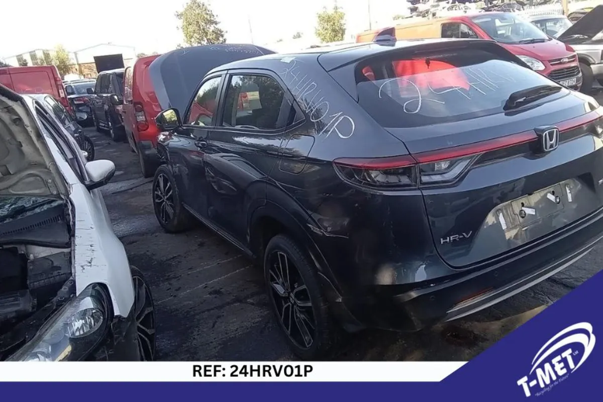 2022 HONDA HRV BREAKING FOR PARTS - Image 4