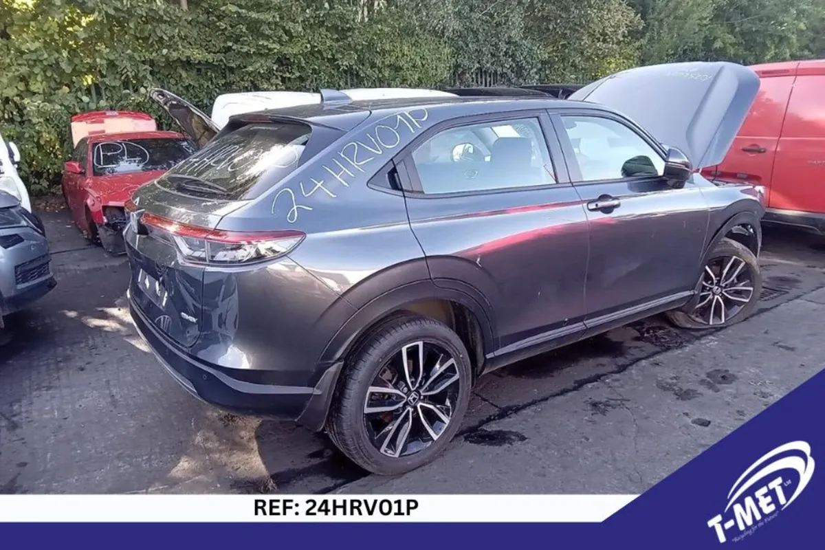 2022 HONDA HRV BREAKING FOR PARTS - Image 3