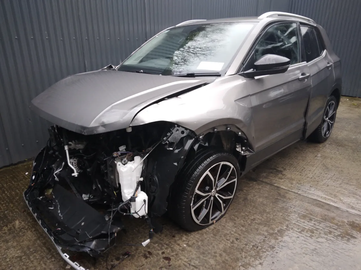 2020 VW T-Cross 1.0 TSI Breaking/Dismantling - Image 1