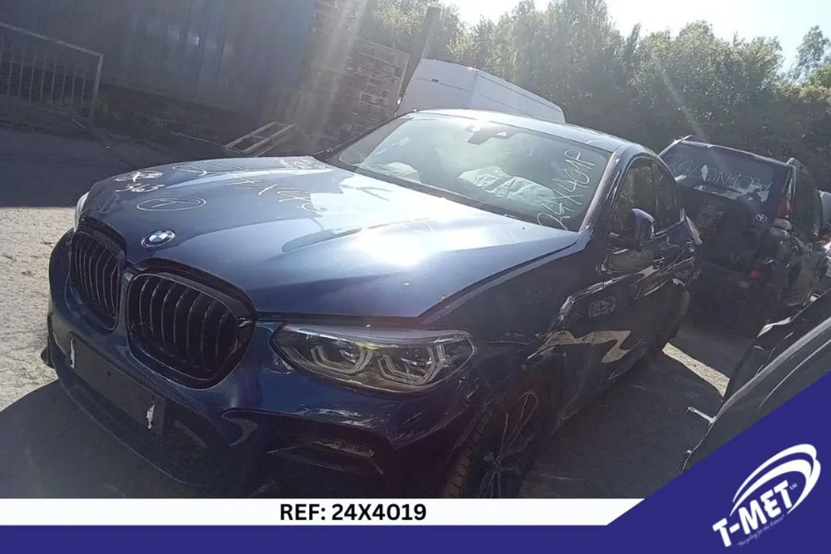 2020 BMW X4 BREAKING FOR PARTS - Image 1