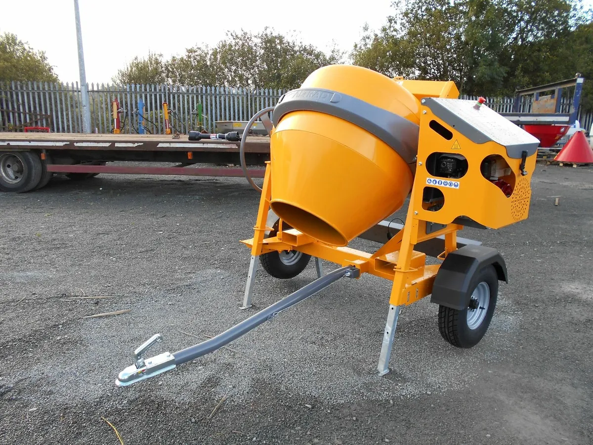 Belle Fast Tow Mixers - Image 1