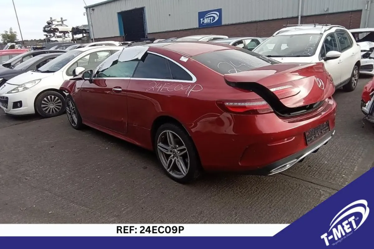 2017 MERCEDES E CLASS BREAKING FOR PARTS - Image 4