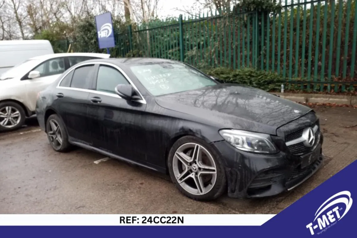2019 MERCEDES C CLASS BREAKING FOR PARTS - Image 1