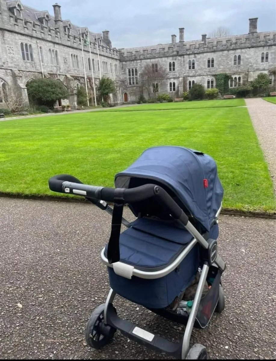 Diono Quantum Multi Mode Travel Stroller 6 in 1 for sale in Co. Cork for 300 on DoneDeal