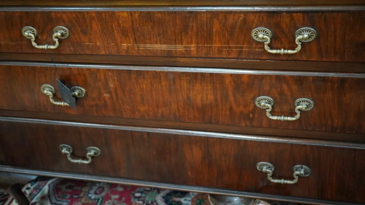Victorian Mahogany Chest of Drawers - Image 2
