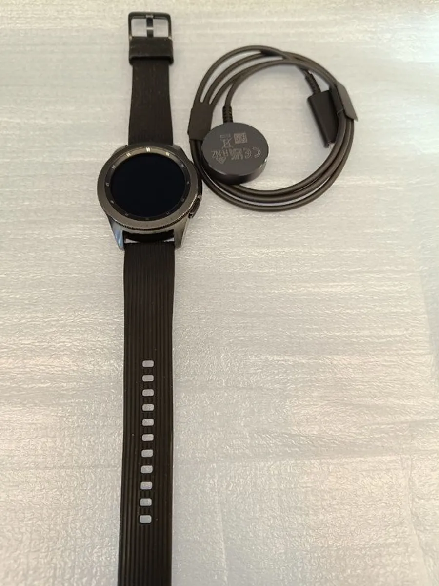 Samsung galaxy watch r810 42mm black clearance