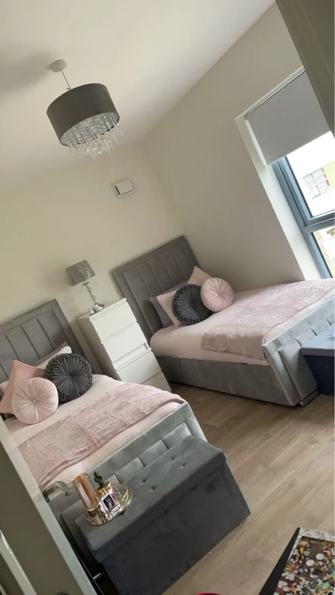 Bed for sale in Co. Dublin for €450 on DoneDeal
