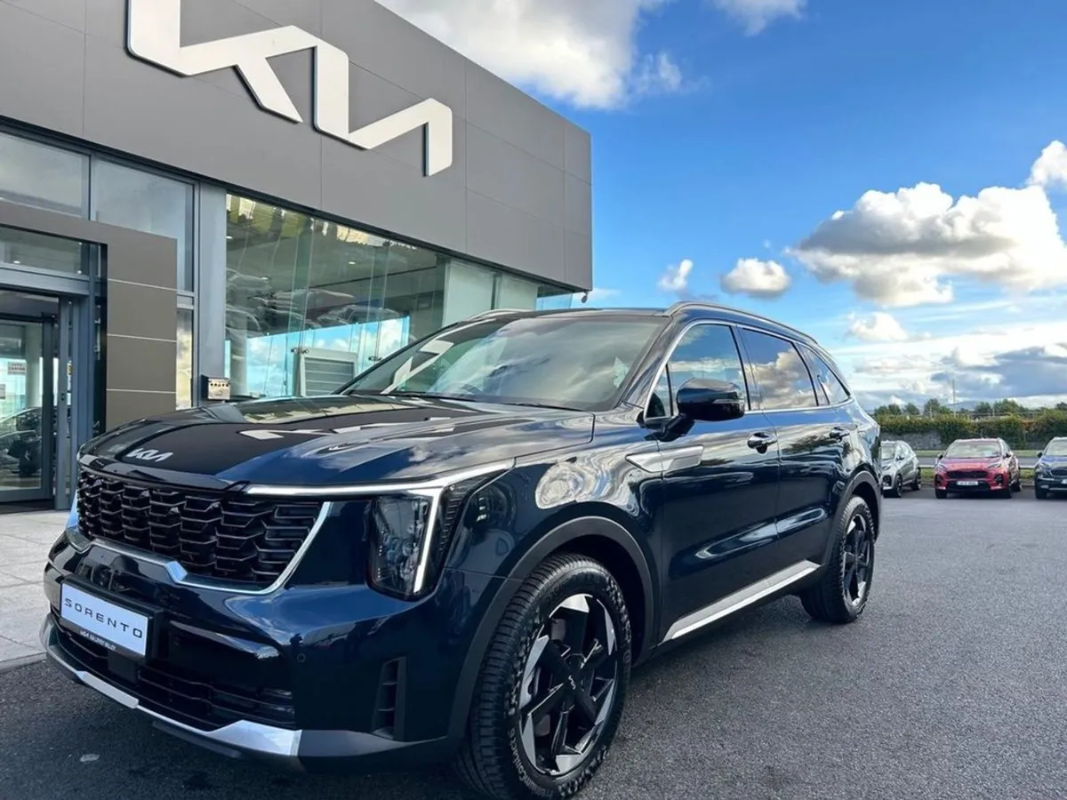 Kia Sorento 1.6 Plug in Hybrid (7 Seater) - Image 1