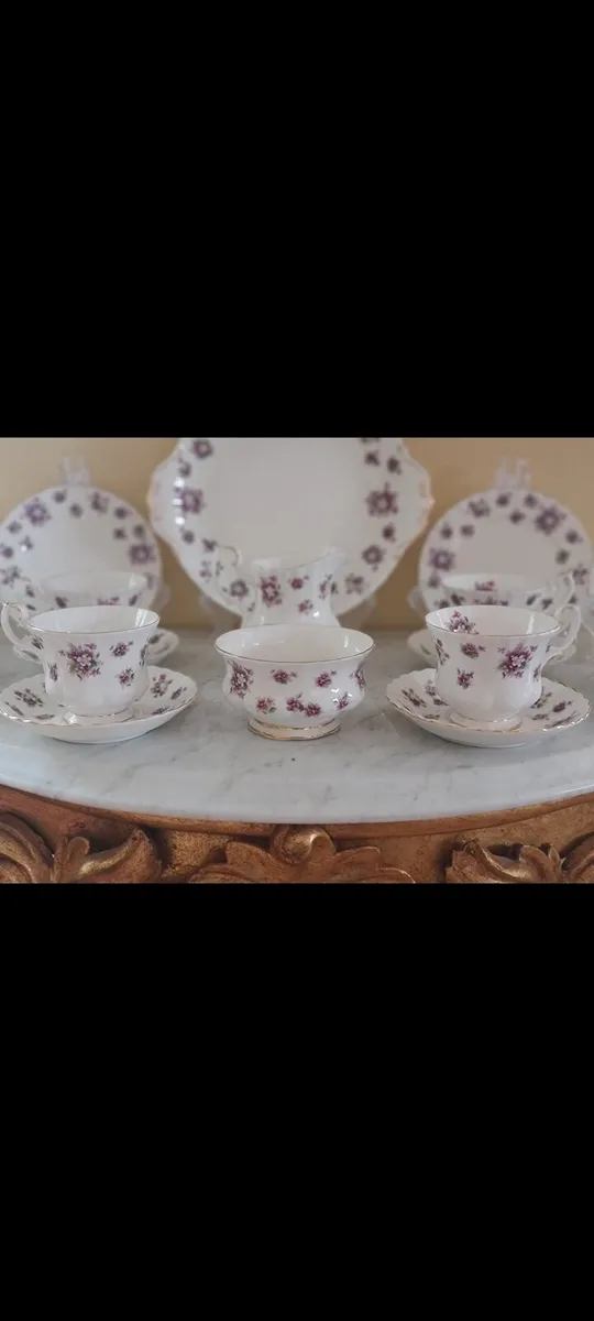 Royal Albert Sweet Violets for sale in Co. Clare for €145 on DoneDeal