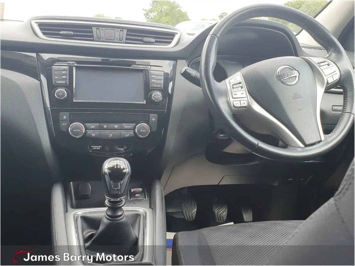 Nissan QASHQAI 1.2 PET SV - Image 3