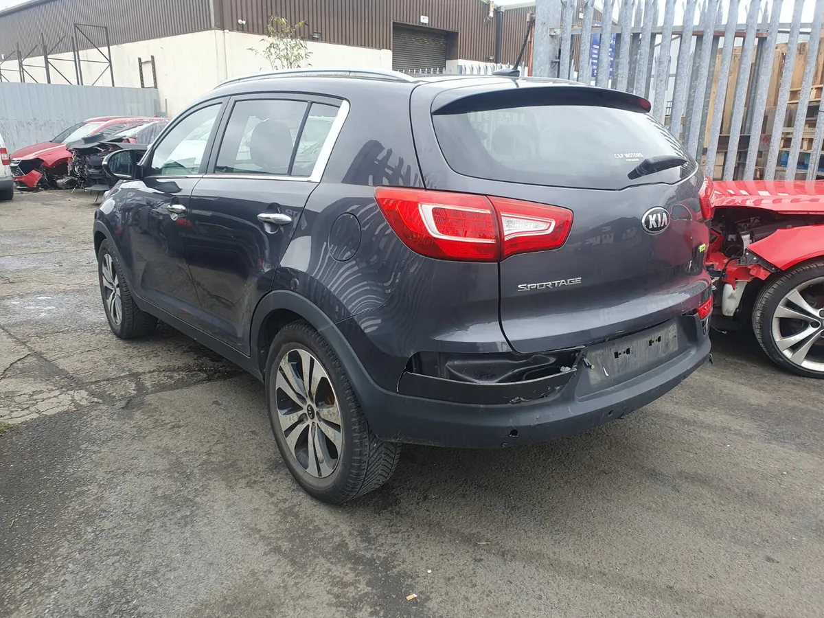 13 KIA SPORTAGE  1.7 CRDI FOR BREAKING - Image 3
