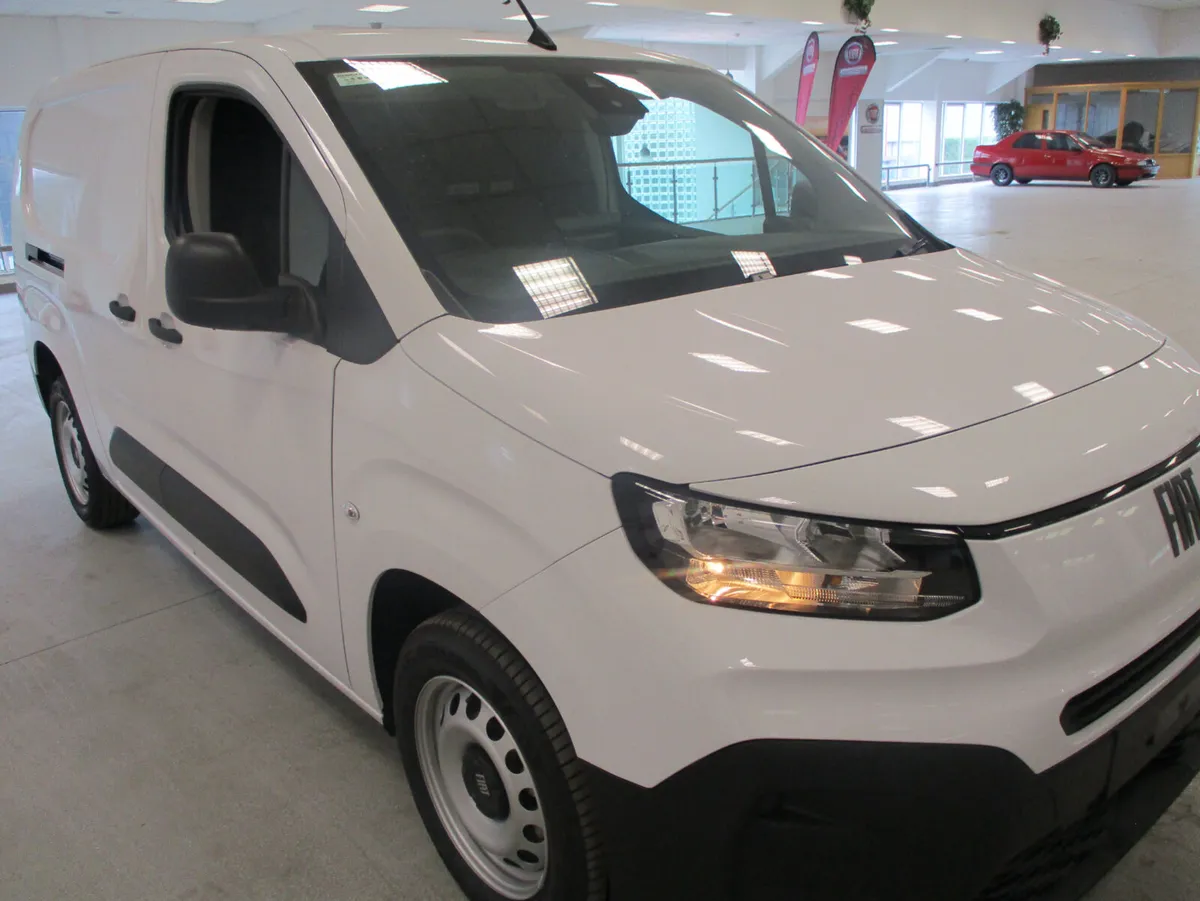 NEW 261 OFFERS 4.9% HP & 5 YR WARRANTY - Image 2