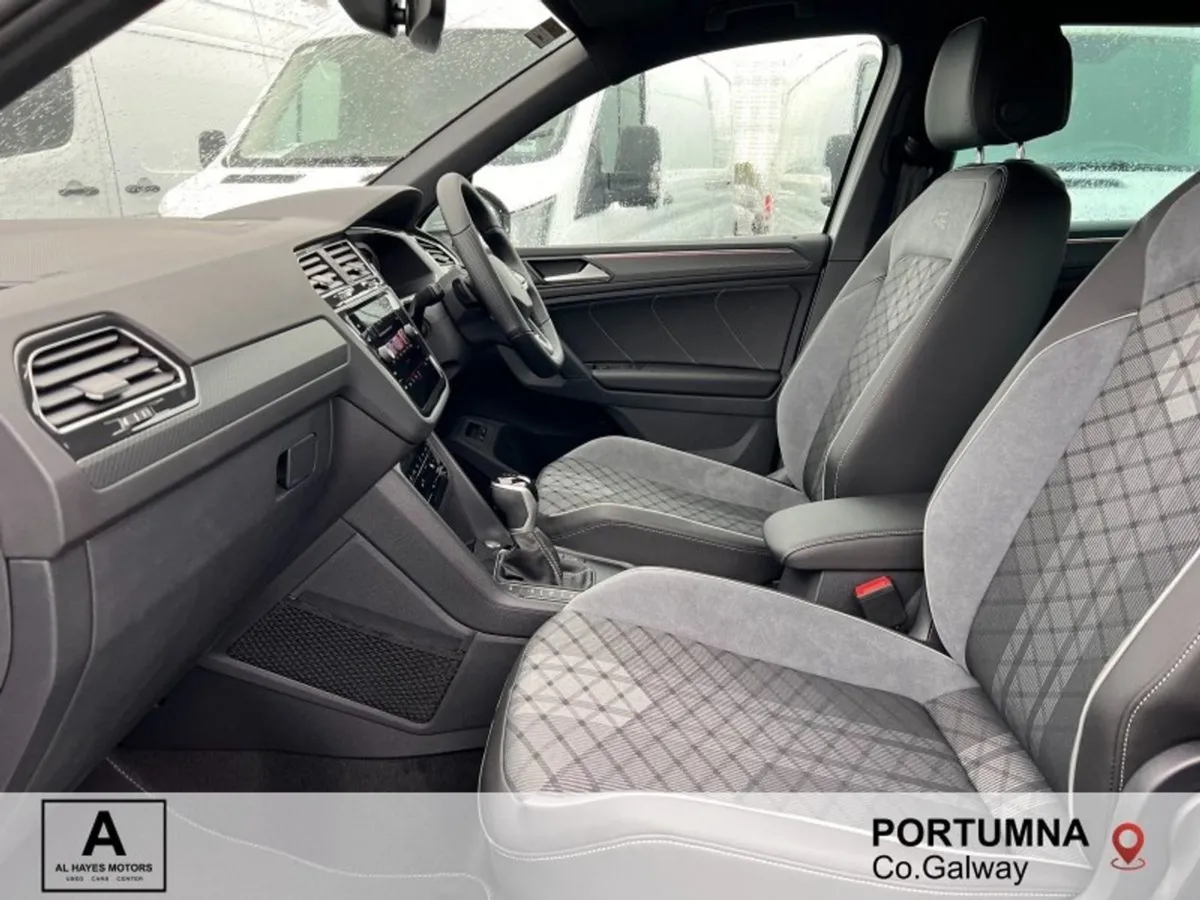 Volkswagen Tiguan Automatic R-line // 1.4 TSI //p - Image 3