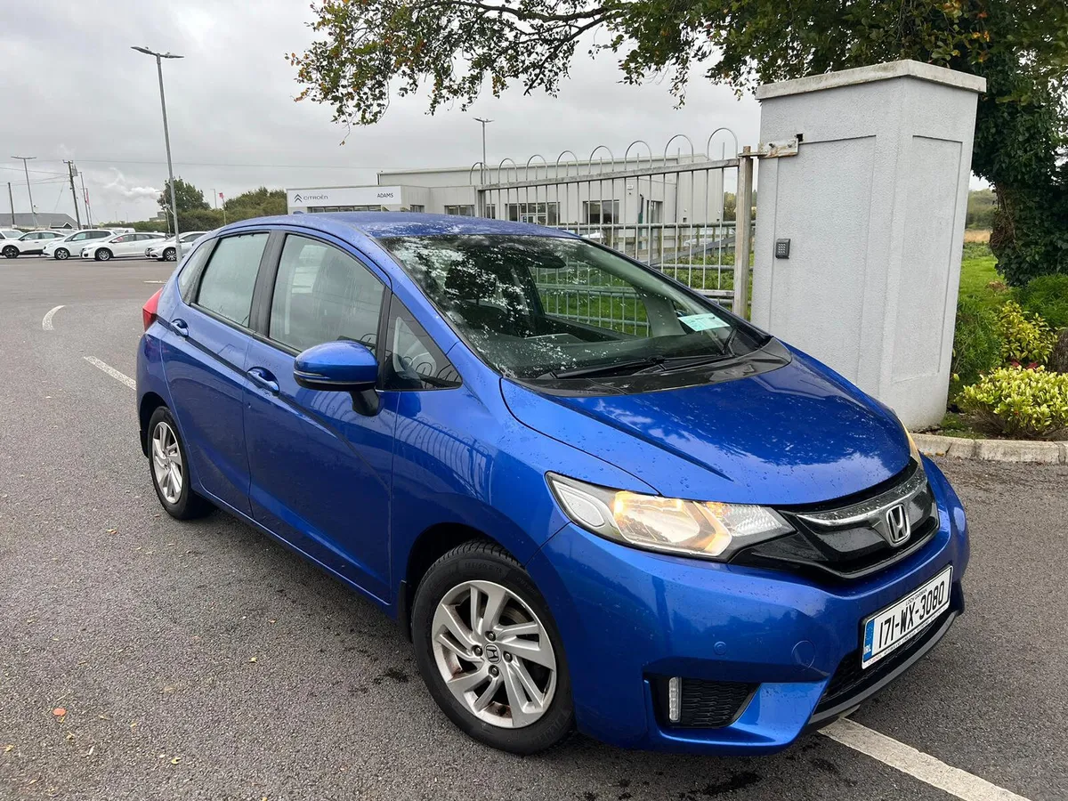 Honda Jazz ES 2017 - Image 1