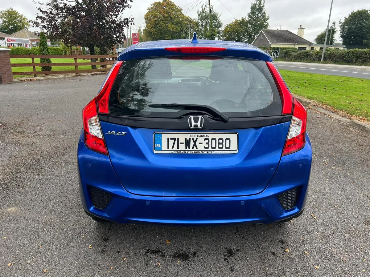 Honda Jazz ES 2017 - Image 4