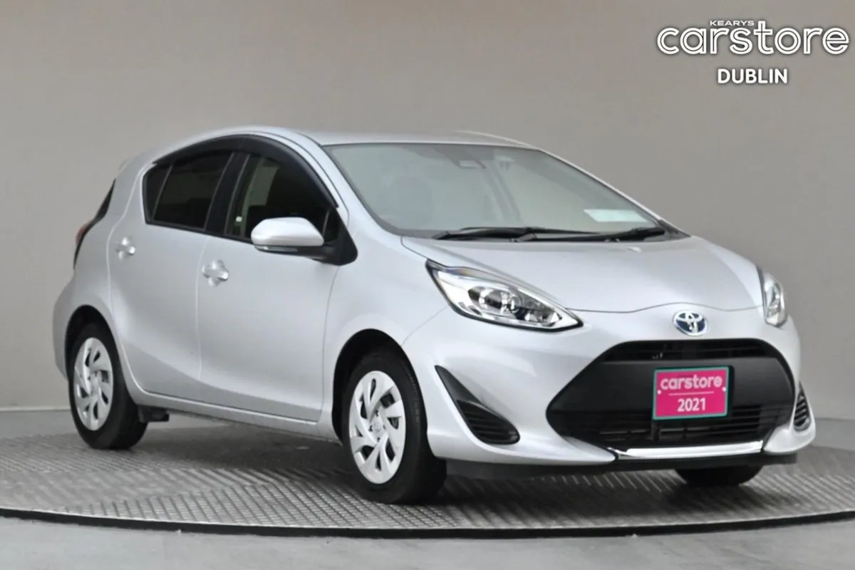 Toyota Aqua 1.5 Vvt-i Hybrid reverse Cam privacy - Image 1